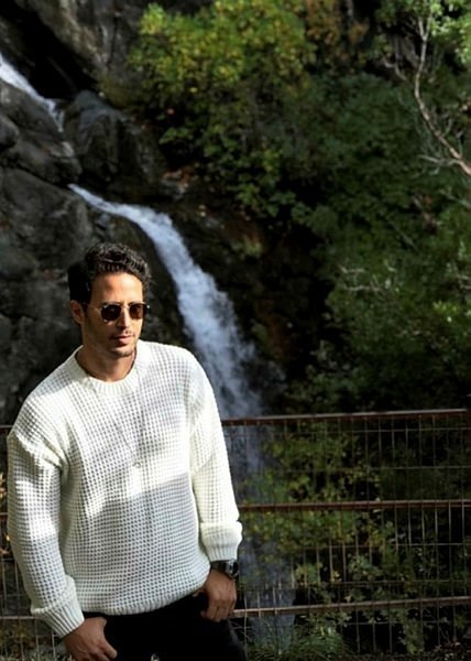 Ünlü oyuncu Tuan Tunalı köpek saldırısına uğradı