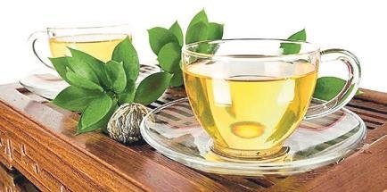 Su, tahin ve kuruyemişlerle anne sütünü artırabilirsiniz