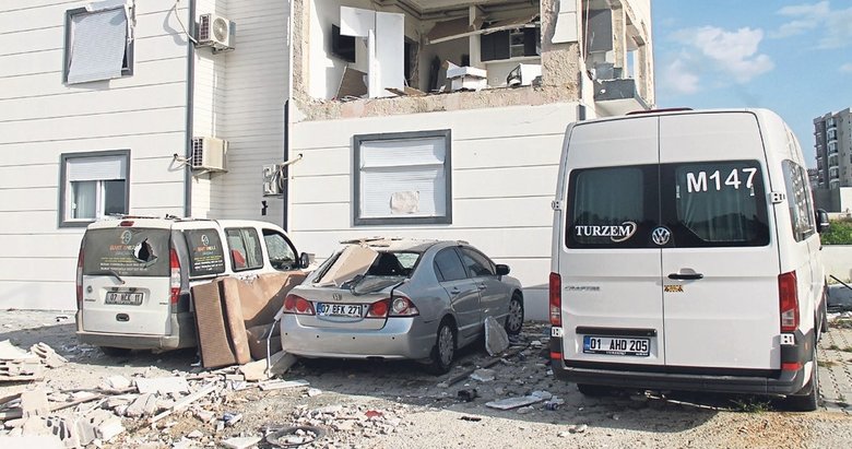 Evde patlayan tüp binayı harabeye çevirdi: 1 yaralı