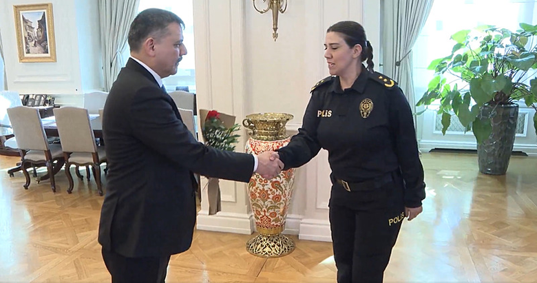 Bakan Çiftçi kadın personelleri kabul etti