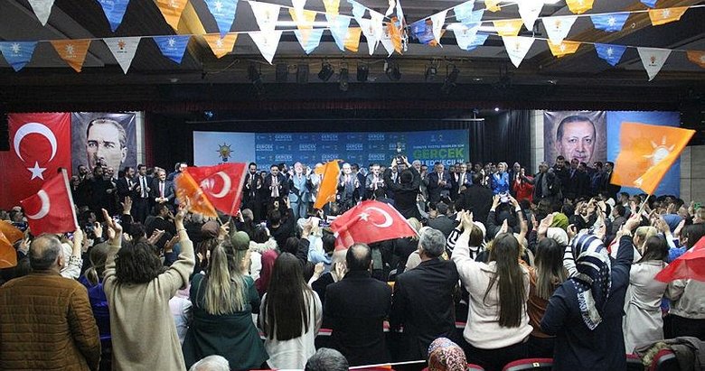 AK Parti’nin Manisa’daki ilçe belediye başkan adayları açıklandı