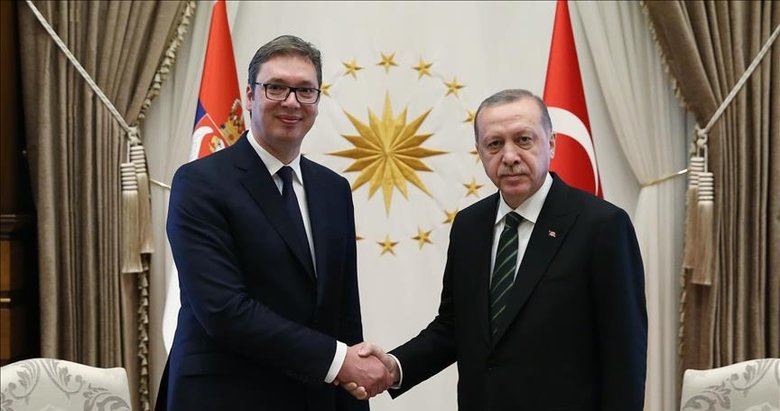 Başkan Erdoğan, Vucic ile telefonda görüştü