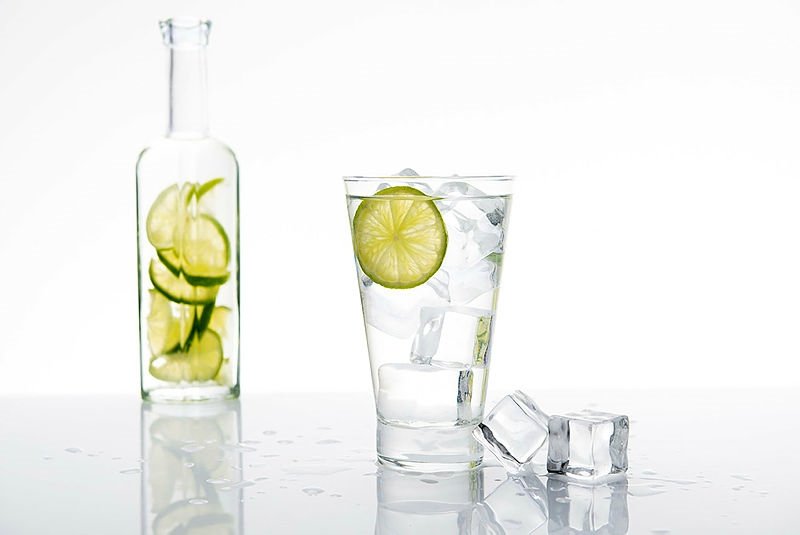Limonlu suyun faydaları nelerdir? Eğer 1 ay boyunca limonlu su içerseniz...