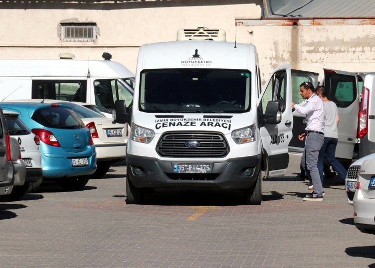 İzmir’de kan donduran olay! Babaannesini öldürdü kahveye çay içmeye gitti