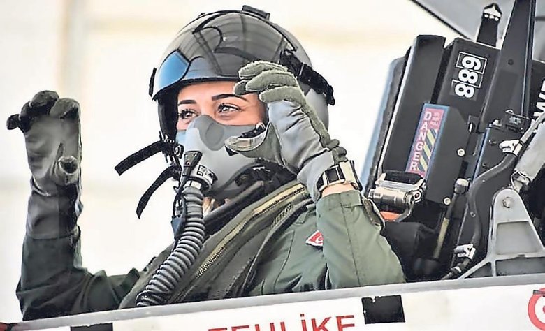 Teröristlerin inleri başlarına yıkıldı