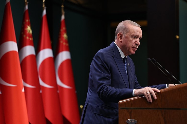 Başkan Erdoğan: Bolu’daki yangın faciası nedeniyle 1 günlük milli yas ilan edildi