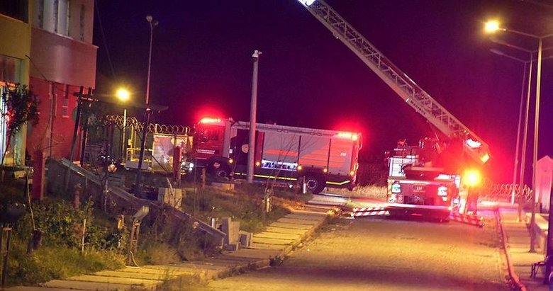 İzmir İl Göç İdaresi Müdürlüğü Göçmen Geri Merkezi’nde yangın paniği