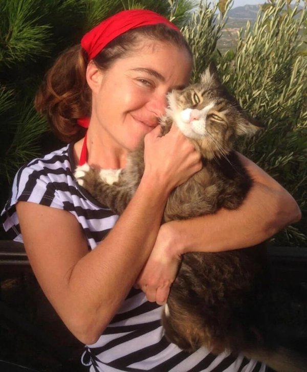 Kemal Sunal’ın rol arkadaşı, Garip filminin Fatoş’uydu...Çocuk yıldız şimdi 45 yaşında! Ece Alton bakın ne yapıyor?