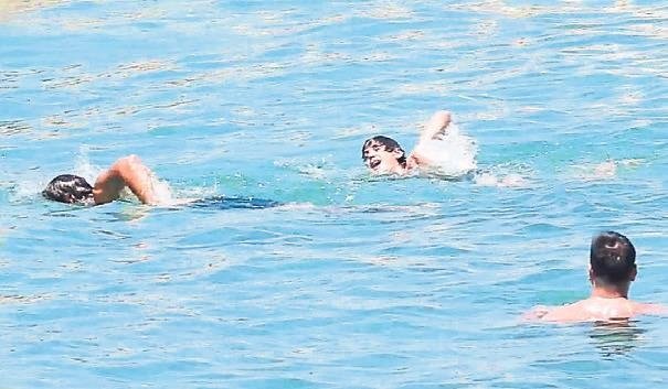 Babasının izinden gidiyor