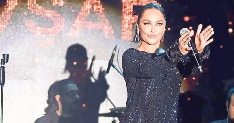 Hülya Avşar: ‘Türkiye’de ilkleri ben yapıyorum’