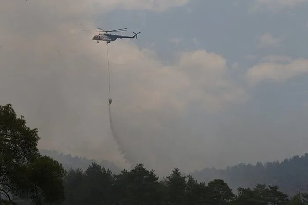 Bakan Yumaklı yangınlara ilişkin son durumu paylaştı: Tedbiri elden bırakmayalım
