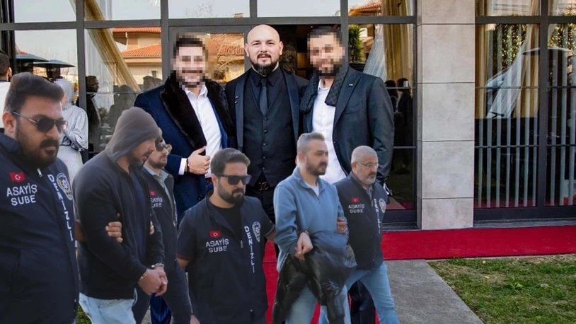 Denizli’deki dolandırıcılar dünyaya açıldı! 200 milyon euroluk vurgun yapan çete üyeleri kırmızı bültenler aranıyor