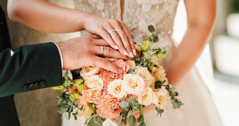 Evlenene iki yıllık ikramiye geliyor