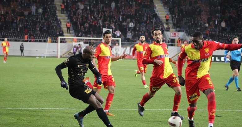 Göztepe Çorum’da öne geçti ama...