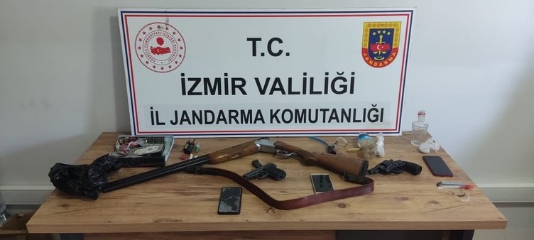 İzmir’de zehir tacirlerine büyük operasyon! 7 gözaltı!