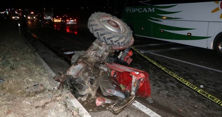 Traktör, otomobil ve hafif ticari aracın karıştığı kazada 1 kişi öldü