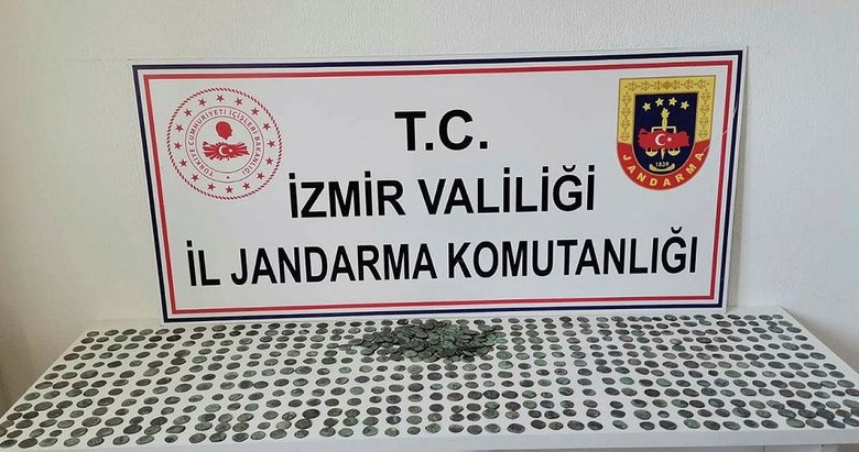 İzmir’de jandarmadan tarihi eser kaçakçılarına operasyon