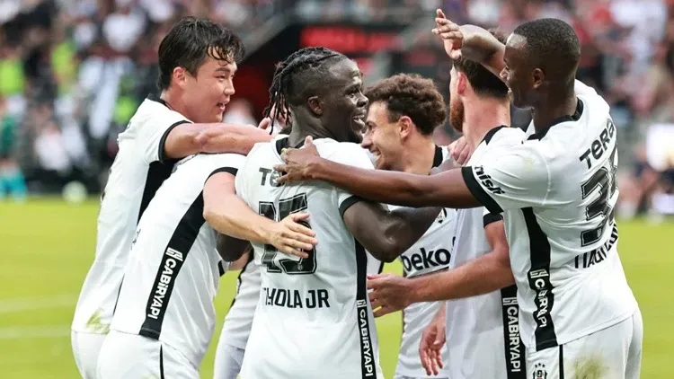 BEŞİKTAŞ - MIDTJYLLAND MAÇI | Beşiktaş Midtjylland’ı eledi