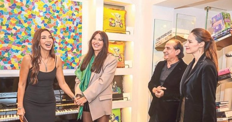 Söyleşi ve sergi bir arada