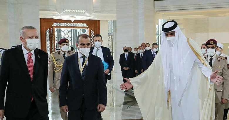 Katar’da tarihi anlaşmalar