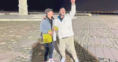 Ünlü sanatçı Rıza Tamer’in İzmir çıkarması