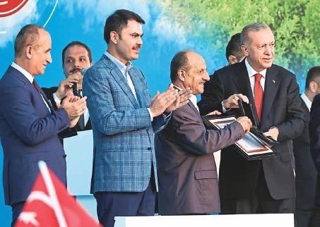 Kentsel dönüşümle riskli bina kalmayacak