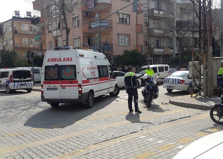 İzmir'de dehşet: Komşusunu öldürdü... Annesini bıçakladı... İntihar etti!