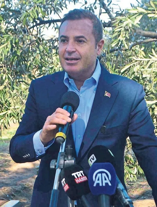 ayvalikta-zeytin-hasadi-dualarla-basladi-1790966175745.jpeg