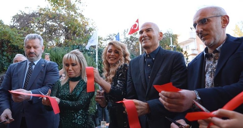 Sevim Alan ünlü isimler ile yeni güzellik merkezini açtı