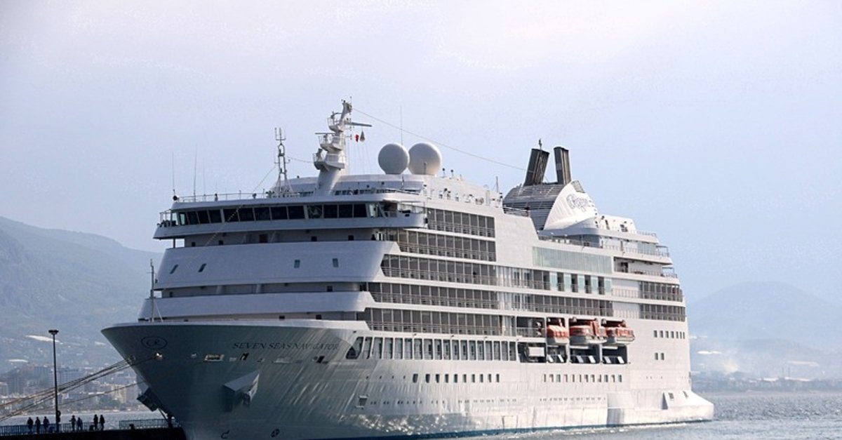 Kruvaziyer turizminde hareketlilik! İzmir'e 4 tane geldi