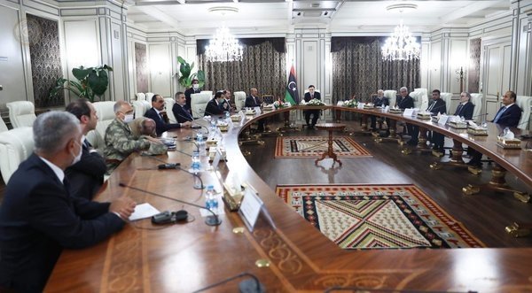Dışişleri Bakanı Mevlüt Çavuşoğlu, Hazine ve Maliye Bakanı Berat Albayrak ve MİT Başkanı Hakan Fidan Libya’da.