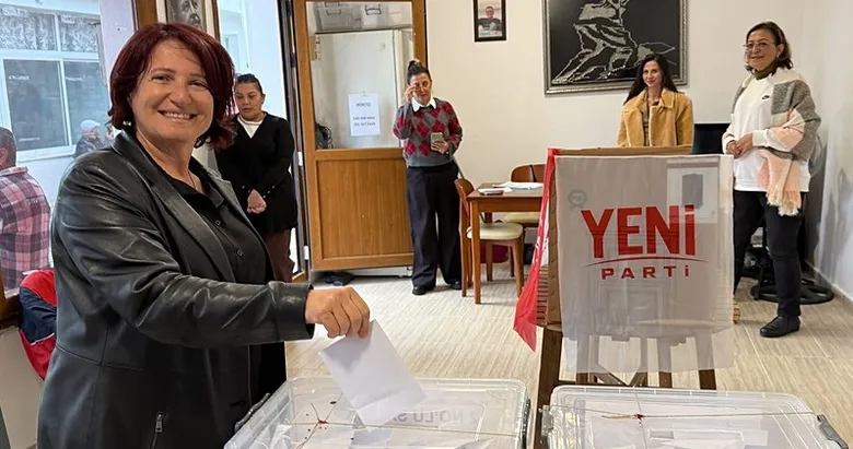 Karaburun Belediye Başkanı İlkay Girgin Erdoğan YENİ Parti’den istifa etti