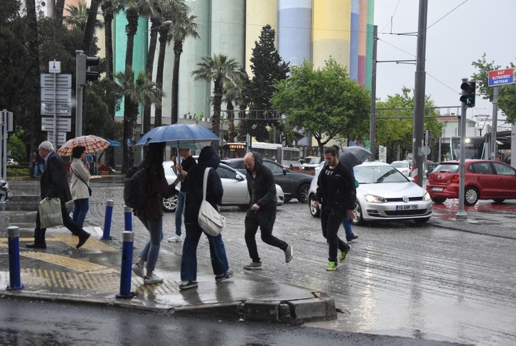 İzmir’de bugün hava nasıl? Meteoroloji’den sağanak uyarısı! 6 Eylül Cuma hava durumu