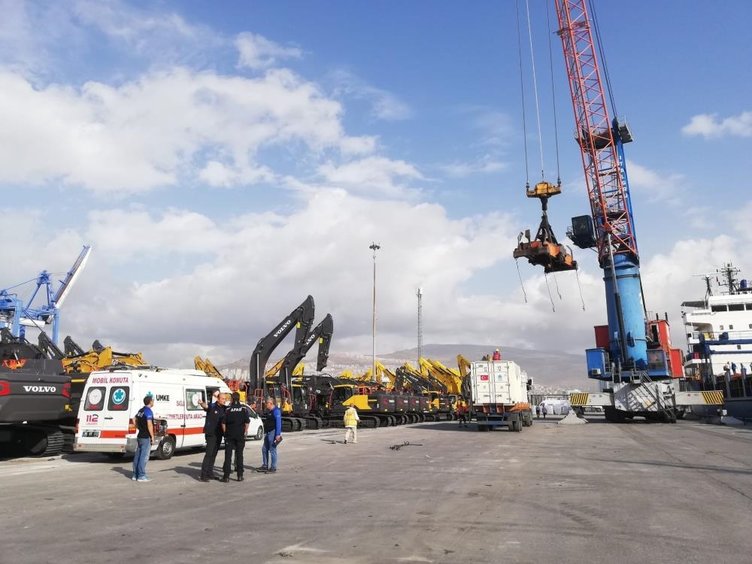 İzmir’den Gazze’ye insanlık köprüsü! Sağlık malzemeleri taşıyacak gemi yola çıkıyor