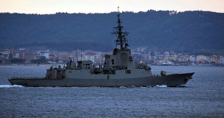 İspanya savaş gemisi Çanakkale Boğazı’ndan geçti