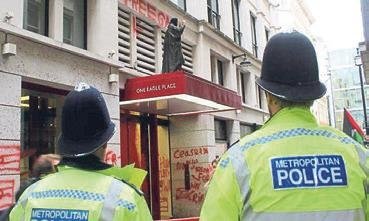 İsrail vuruyor Gazze ölüyor