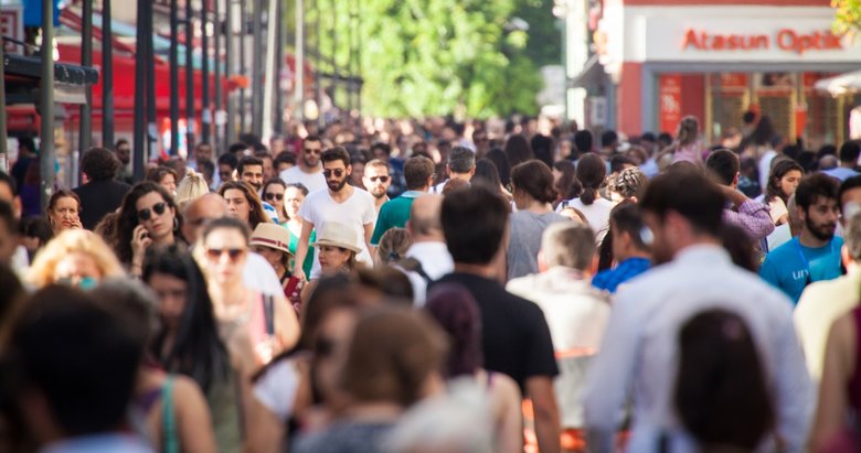 12 bin kişi İzmir’e göç etti