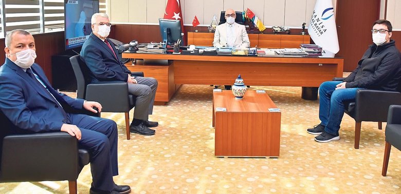 Manisa Celal Bayar Üniversitesi uzaktan eğitimde başarısını ispatladı