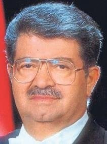 Özal kabri başında anıldı