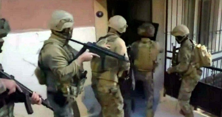 İzmir’de suç örgütlerine operasyon: 10 tutuklama