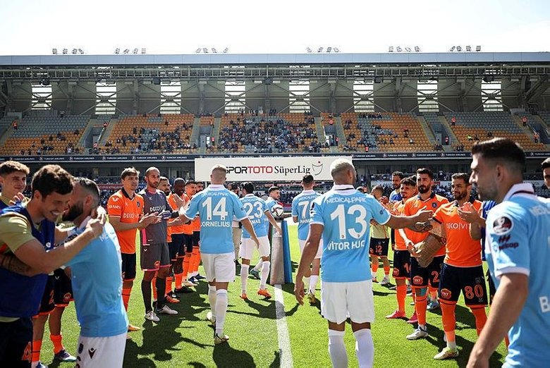 Fırtına deplasmanda mağlup! Başakşehir Avrupa yolcusu
