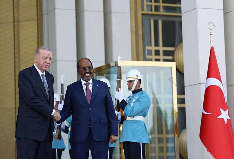 Başkan Erdoğan Somali Cumhurbaşkanı Mahmud ile görüştü