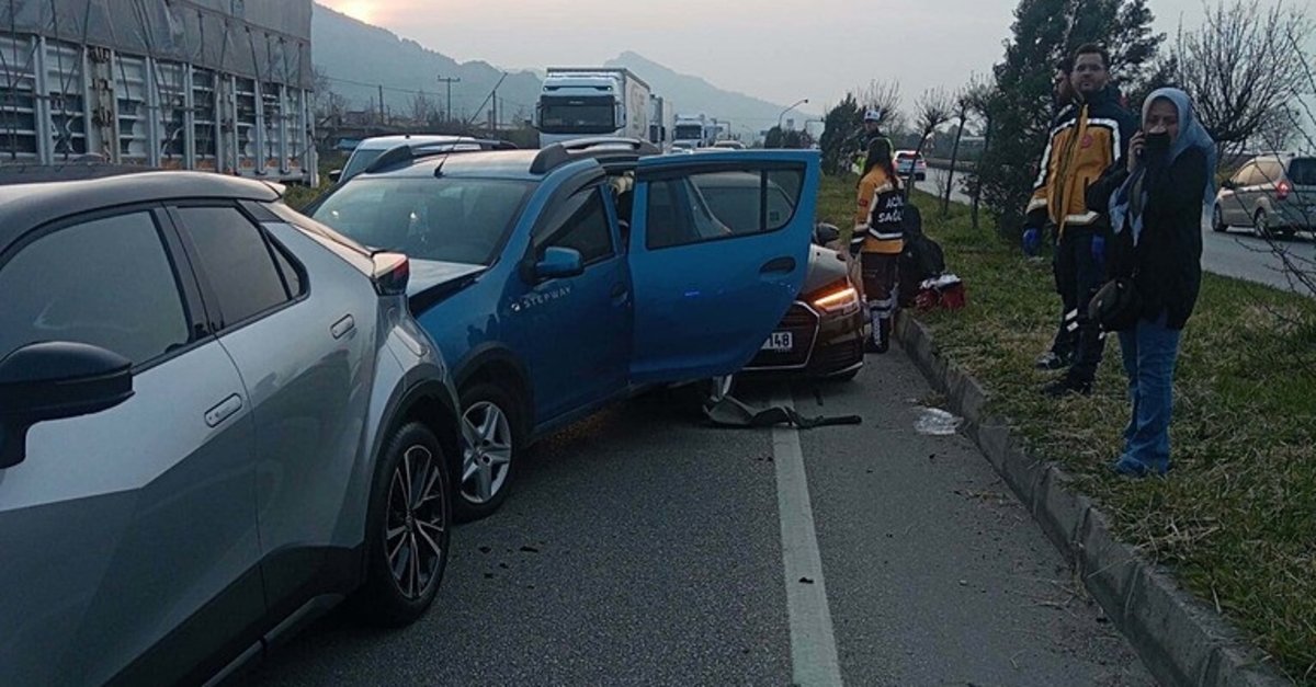 Manisa'da zincirleme kaza: Çok sayıda yaralı