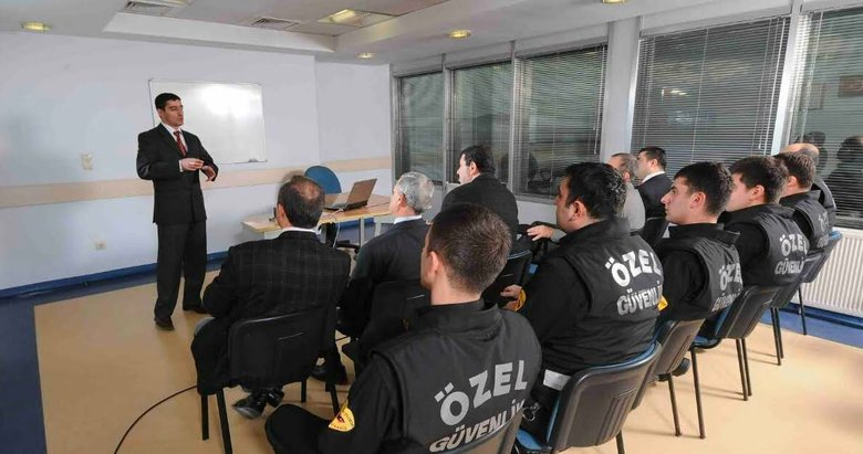 Özel Güvenlik 118. Temel Eğitim ve 94. Yenileme Eğitimi: ÖGG sınavı ne zaman, sınav giriş belgesi nasıl alınır?