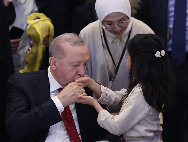 Başkan Erdoğan: Türkiye adaletsizliklere tepki veriyor