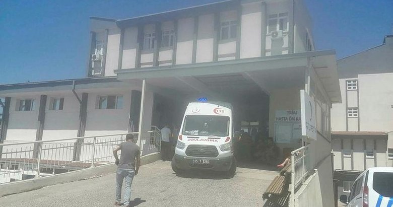 İzmir Aliağa’daki yangında dumandan etkilenen 13 kişi hastanelik oldu