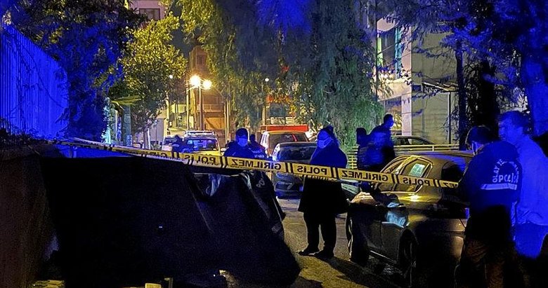 İzmir’de sokak ortasında pompalı tüfekle vurulmuş erkek cesedi bulundu