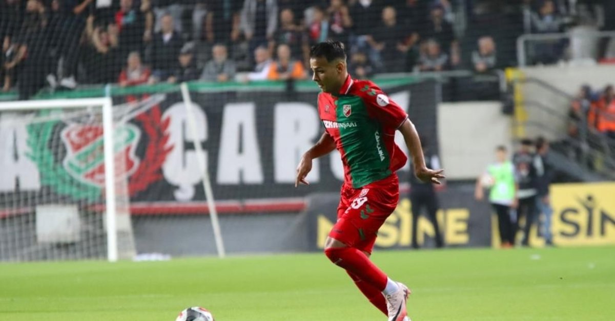 Karşıyaka'da Mehmet Güneş'le yollar ayrıldı