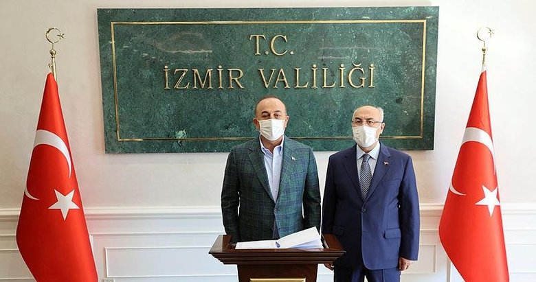 Dışişleri Bakanı Çavuşoğlu, İzmir Valisi Köşger’i ziyaret etti