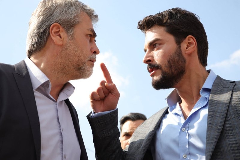 hercai nin hazar iyla ilgili ilginc gercek serhat tutumluer in esi kendisinden unlu cikti galeri yeni asir